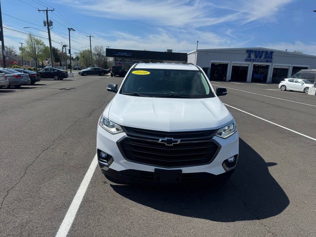 Used 2019 Chevrolet Traverse Premier w/ Redline Edition image 2