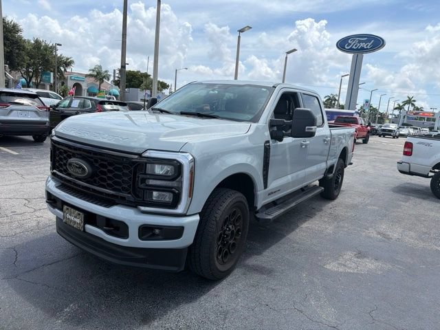 Used 2025 Ford F250 XLT w/ Black Appearance Package AWD/4WD image 1