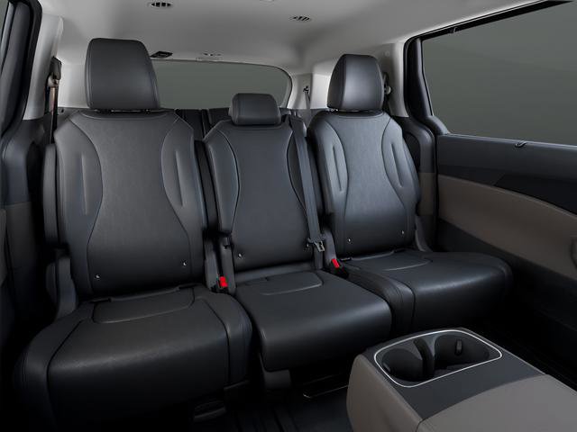 New 2026 Kia Carnival LXS image 16