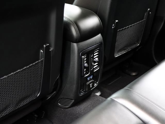 Used 2021 Jeep Grand Cherokee Limited image 13