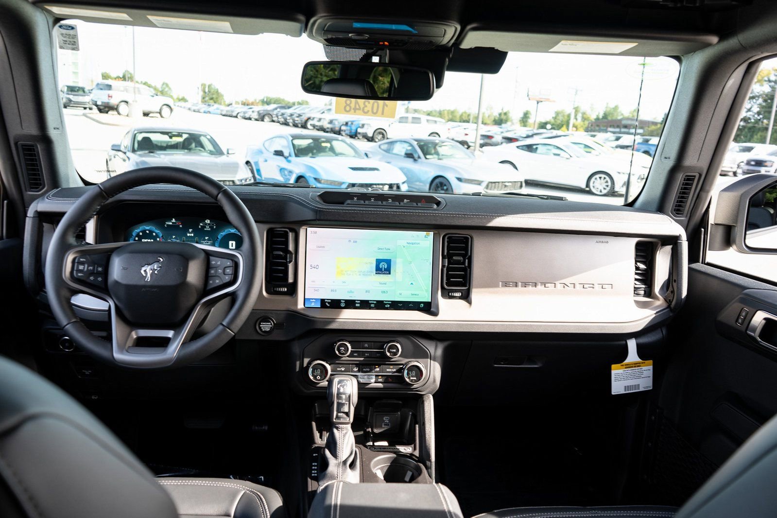 New 2025 Ford Bronco Outer Banks w/ Sasquatch Package image 19