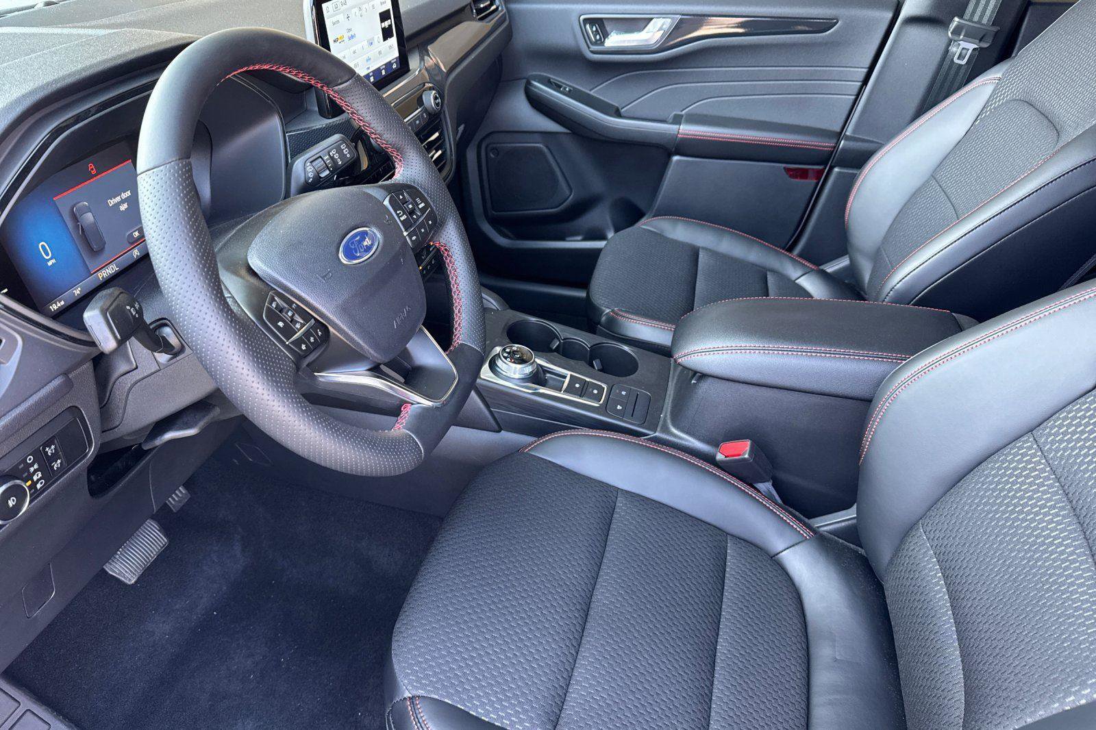 New 2025 Ford Escape ST-Line Select image 7