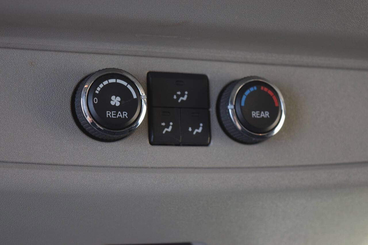 Used 2014 Nissan Armada SV image 44