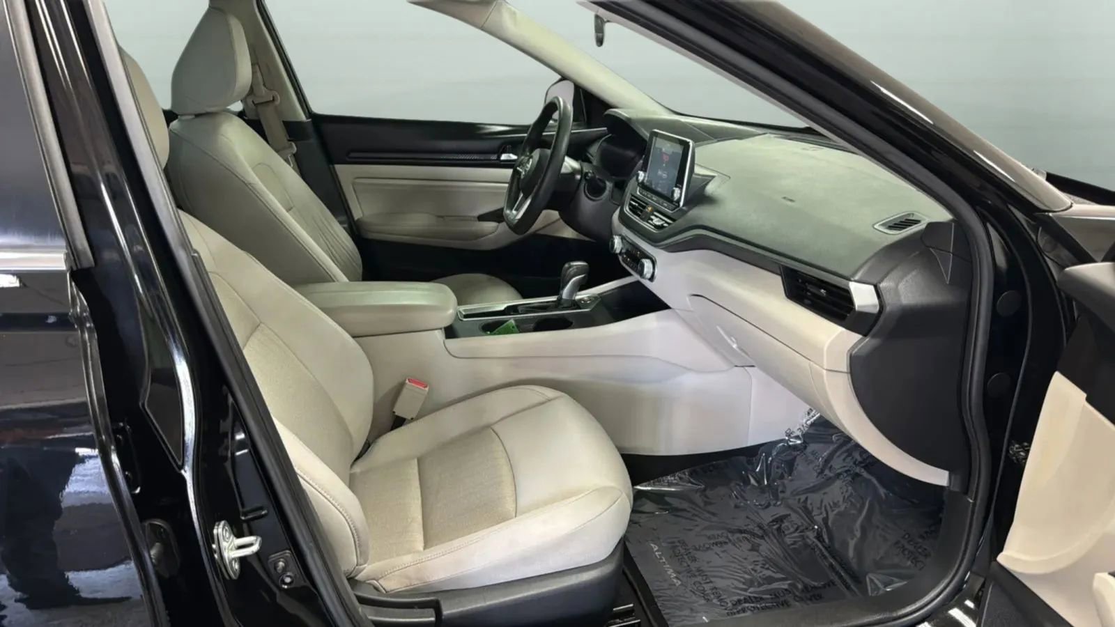 Used 2020 Nissan Altima 2.5 S FWD image 9