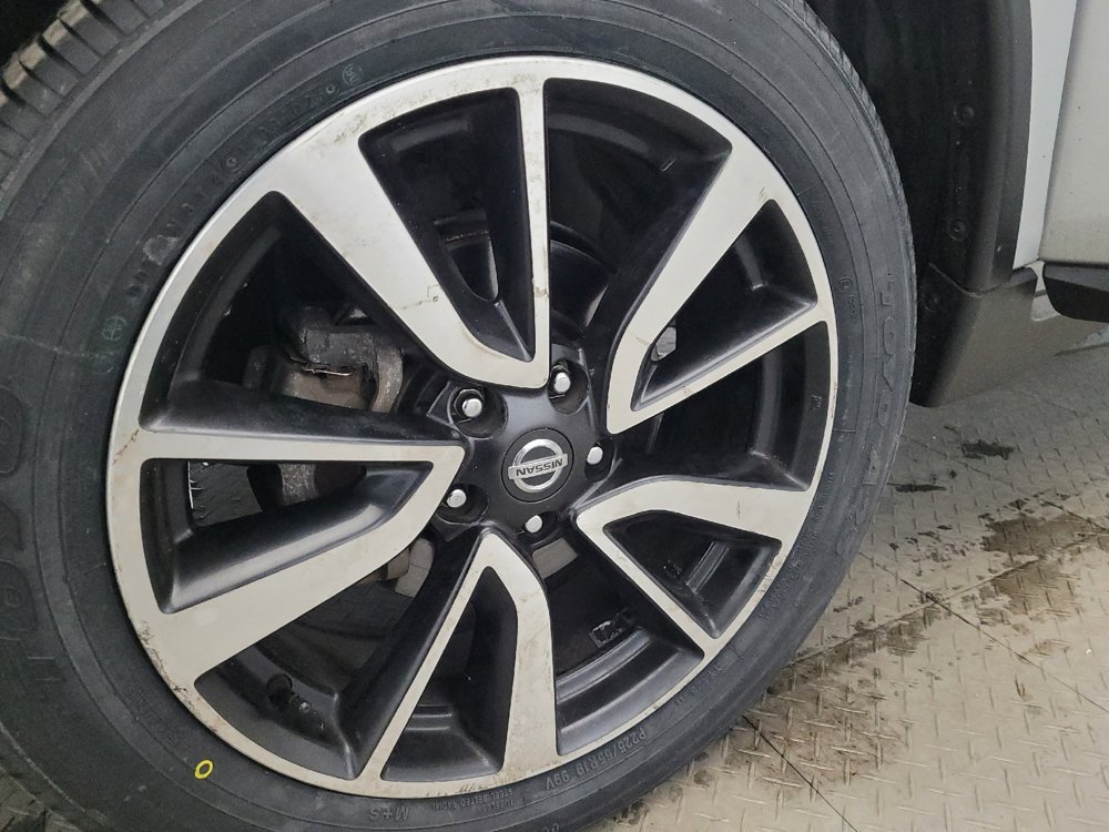 Used 2019 Nissan Rogue SL image 31