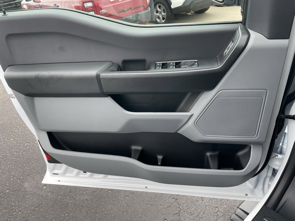 New 2026 Ford F350 XL w/ XL Chrome Package image 52