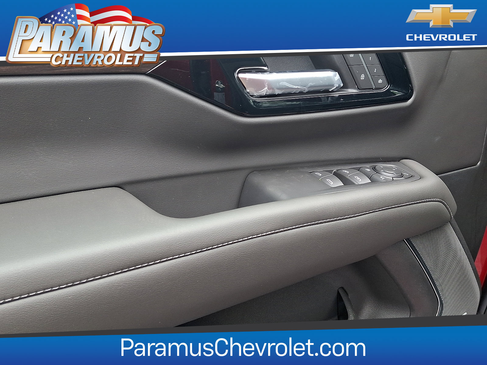 New 2026 Chevrolet Suburban LT w/ Comfort Package AWD/4WD image 8