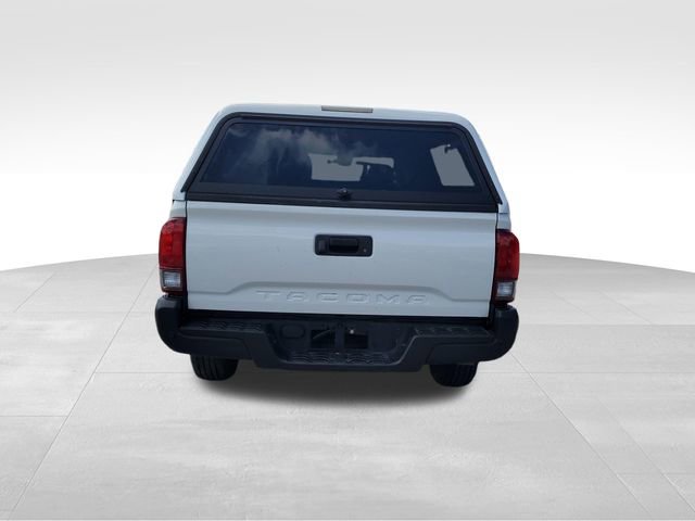 Used 2022 Toyota Tacoma SR RWD image 5