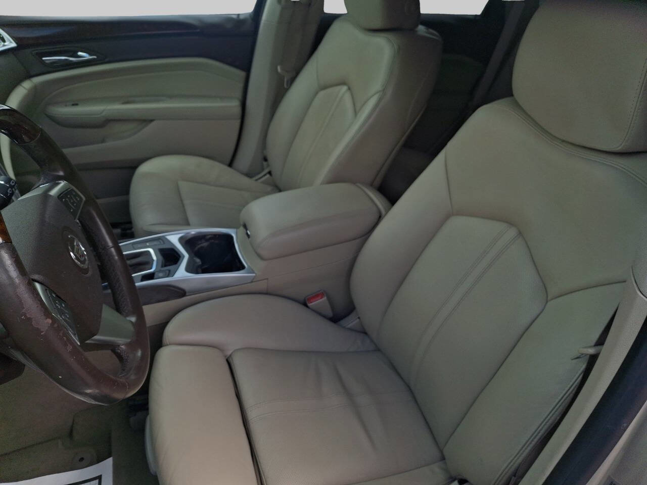 Used 2010 Cadillac SRX Luxury image 9