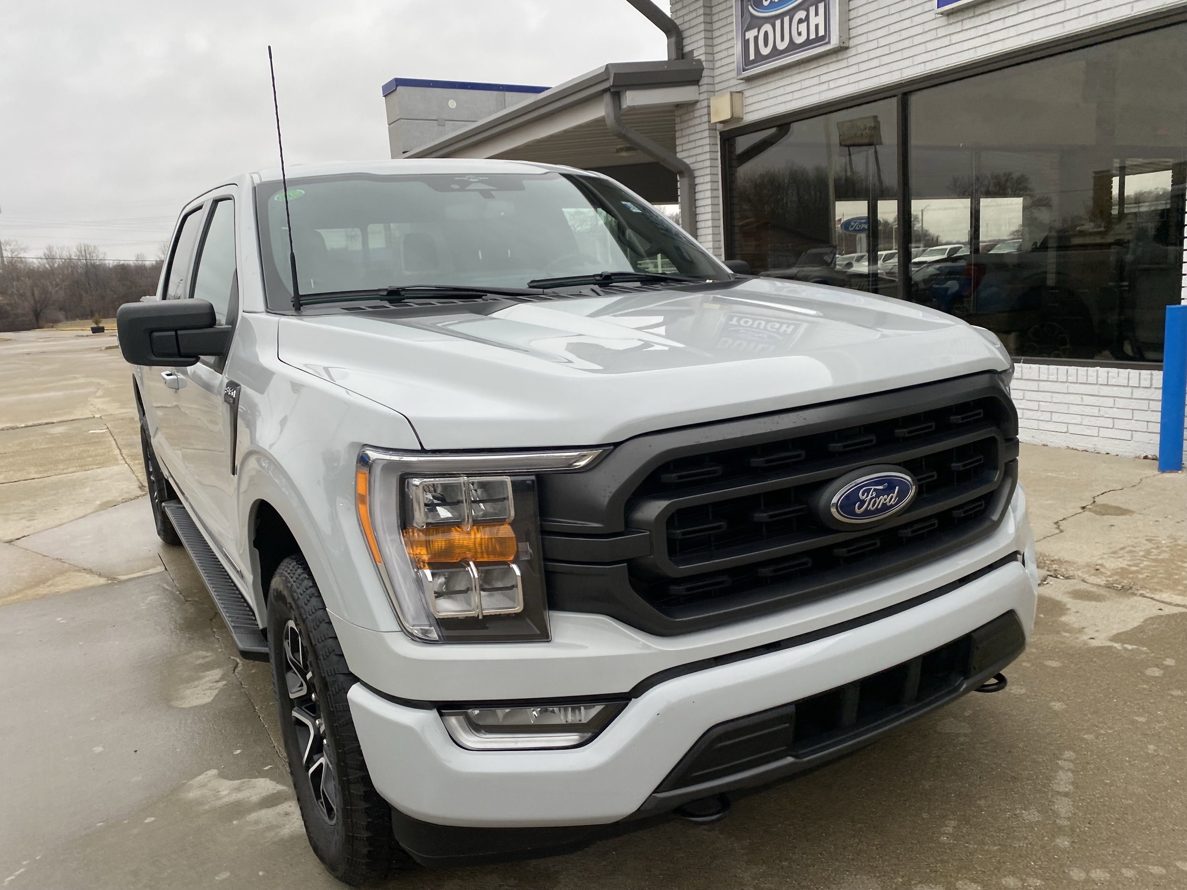 Used 2023 Ford F150 XLT w/ Equipment Group 302A High image 3