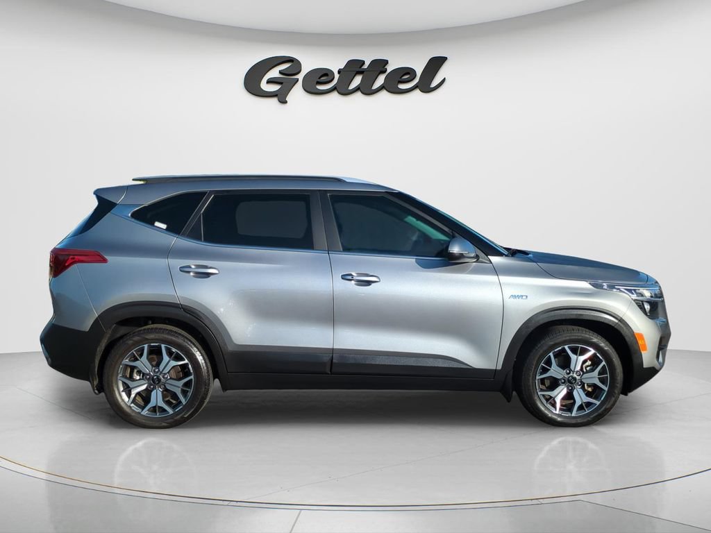Used 2021 Kia Seltos EX AWD/4WD image 4