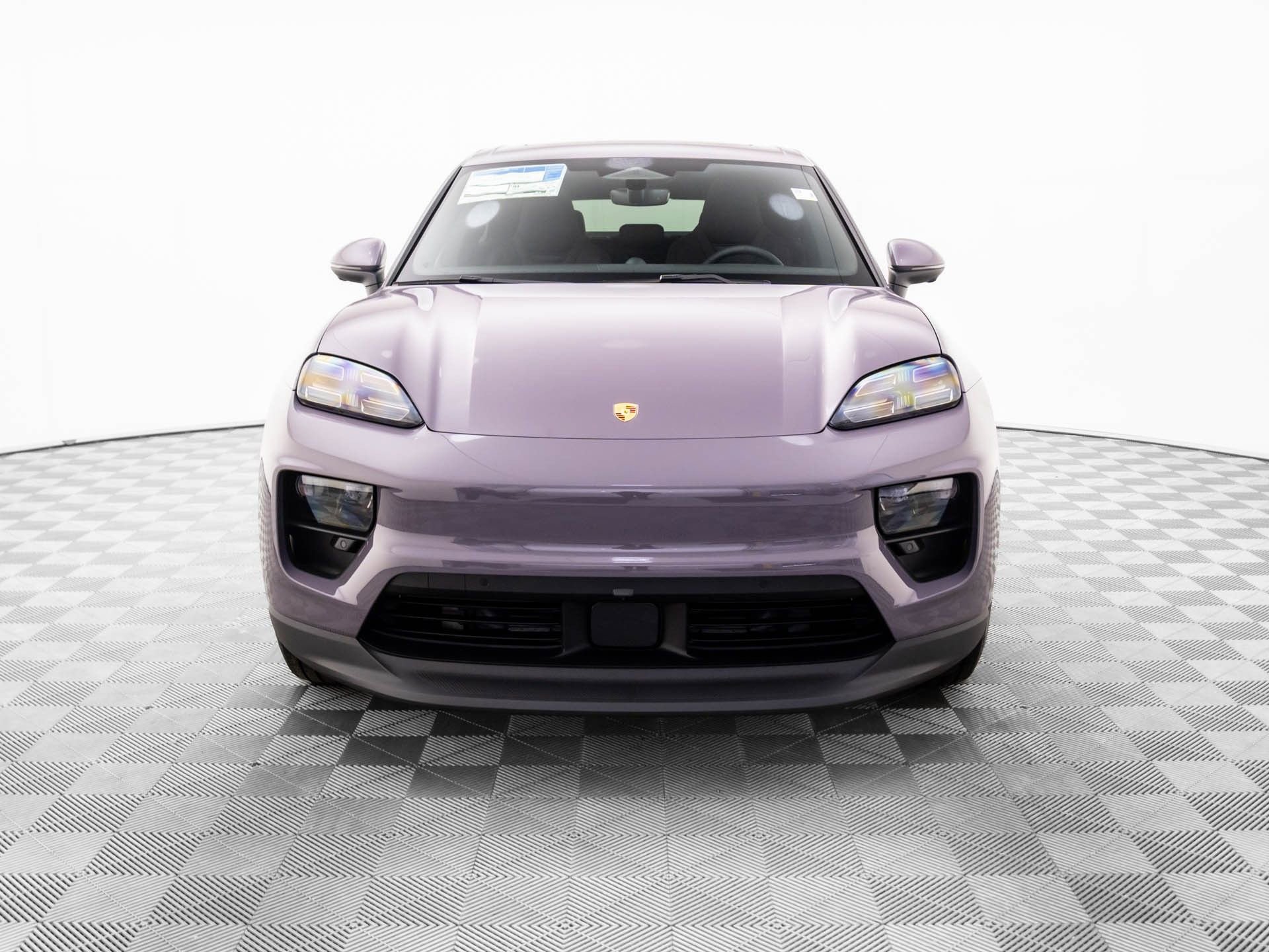 New 2025 Porsche Macan 4S Electric image 9