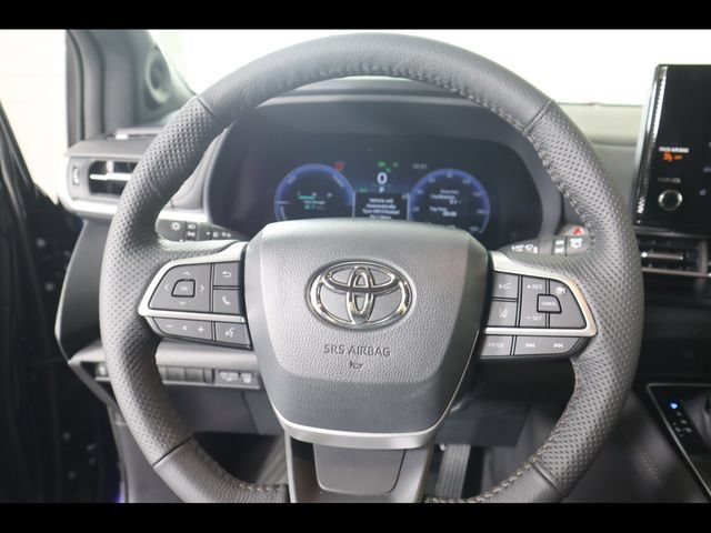 Used 2025 Toyota Sienna Limited AWD/4WD image 42