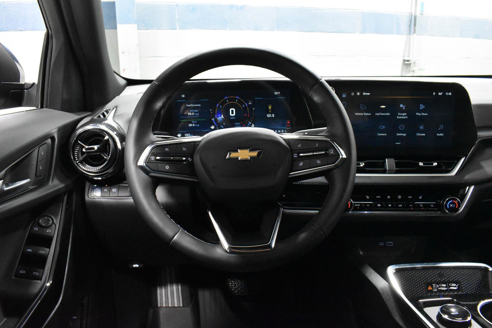 Used 2026 Chevrolet Equinox LT w/ Convenience Package II image 6