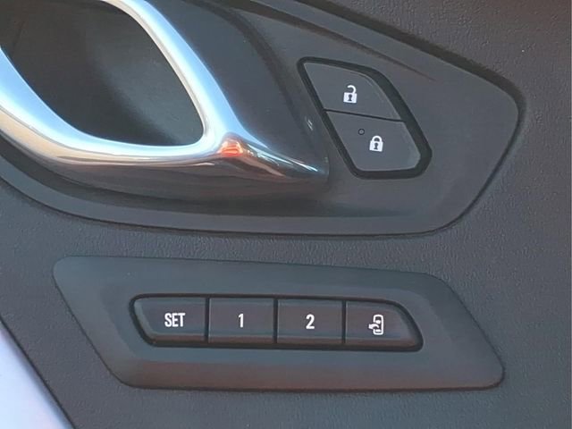 Used 2017 Chevrolet Camaro SS RWD image 14