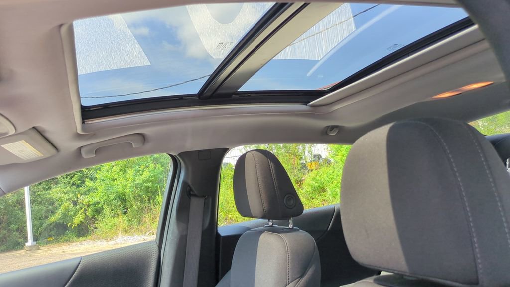 Used 2024 Chevrolet Malibu LT image 12