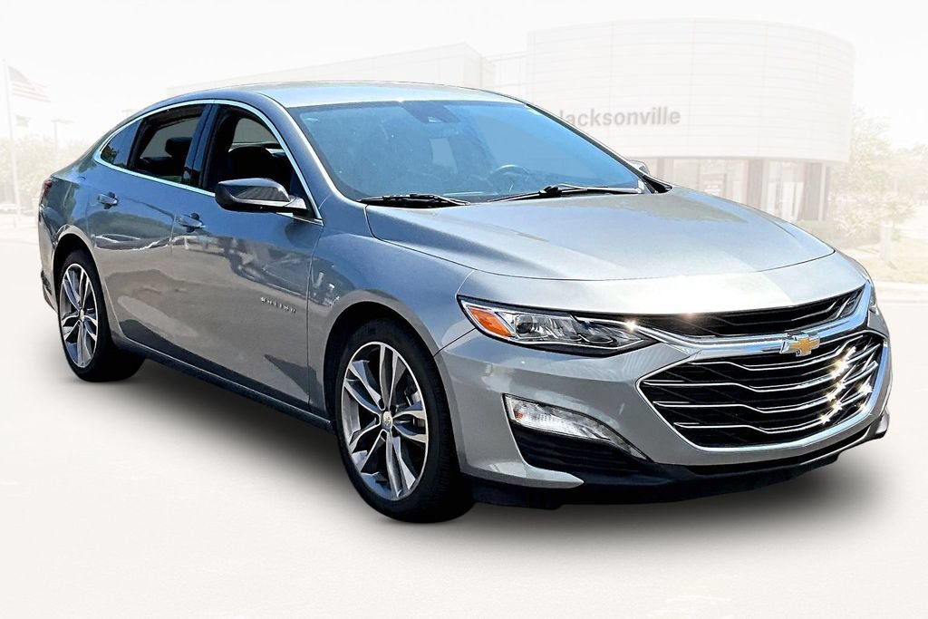 Used 2024 Chevrolet Malibu LT FWD image 3