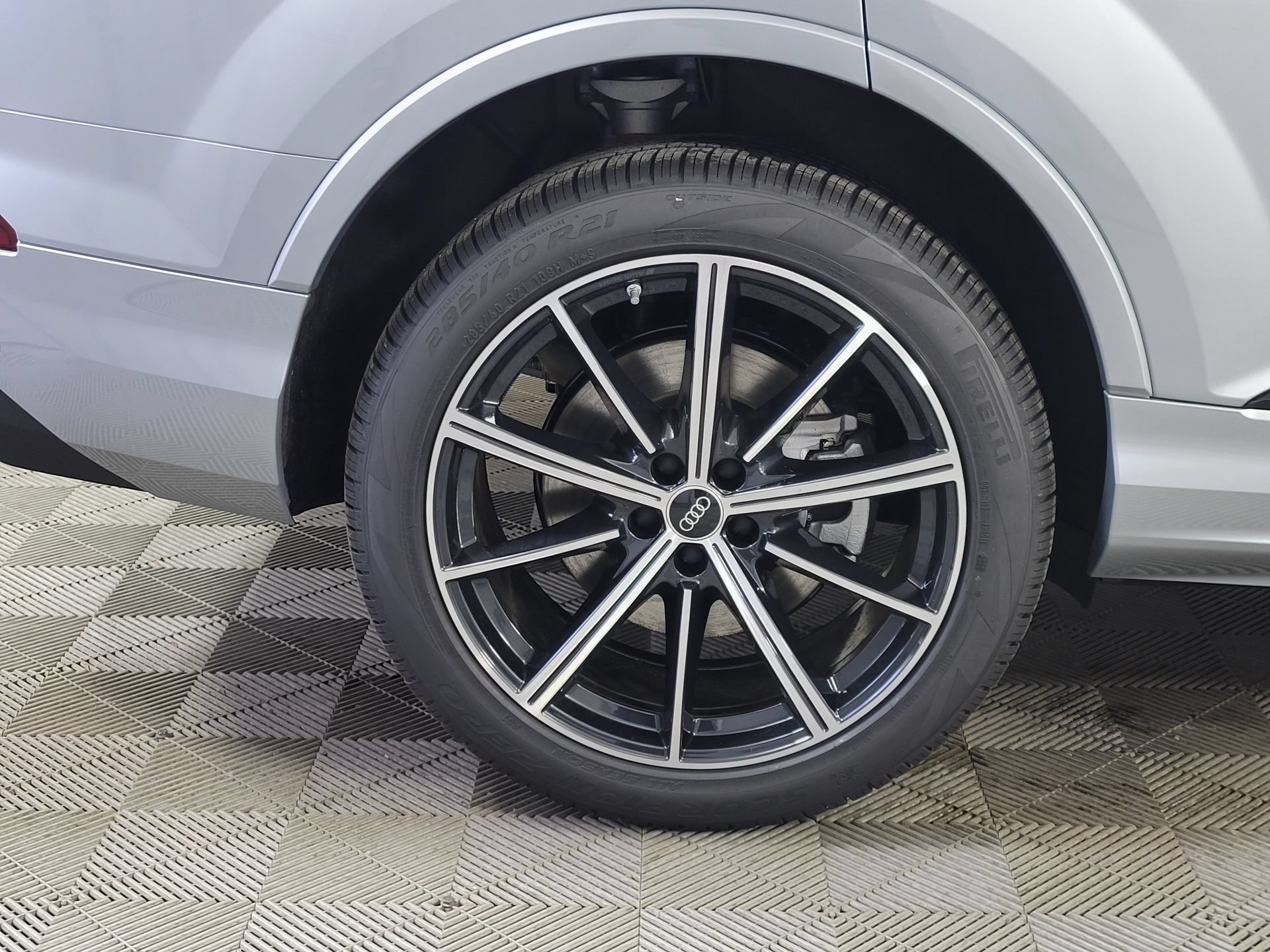 New 2026 Audi Q7 2.0T Premium Plus AWD/4WD image 9