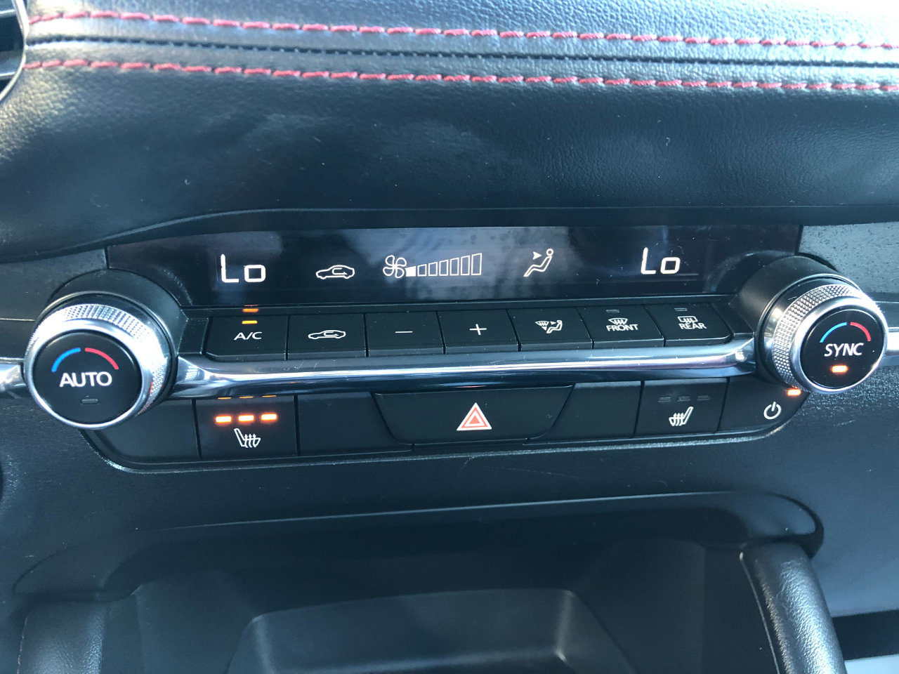 Used 2024 MAZDA MAZDA3 s image 20