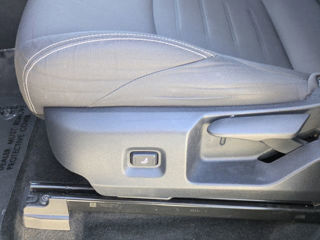 Used 2024 Toyota Tacoma TRD Off-Road image 25