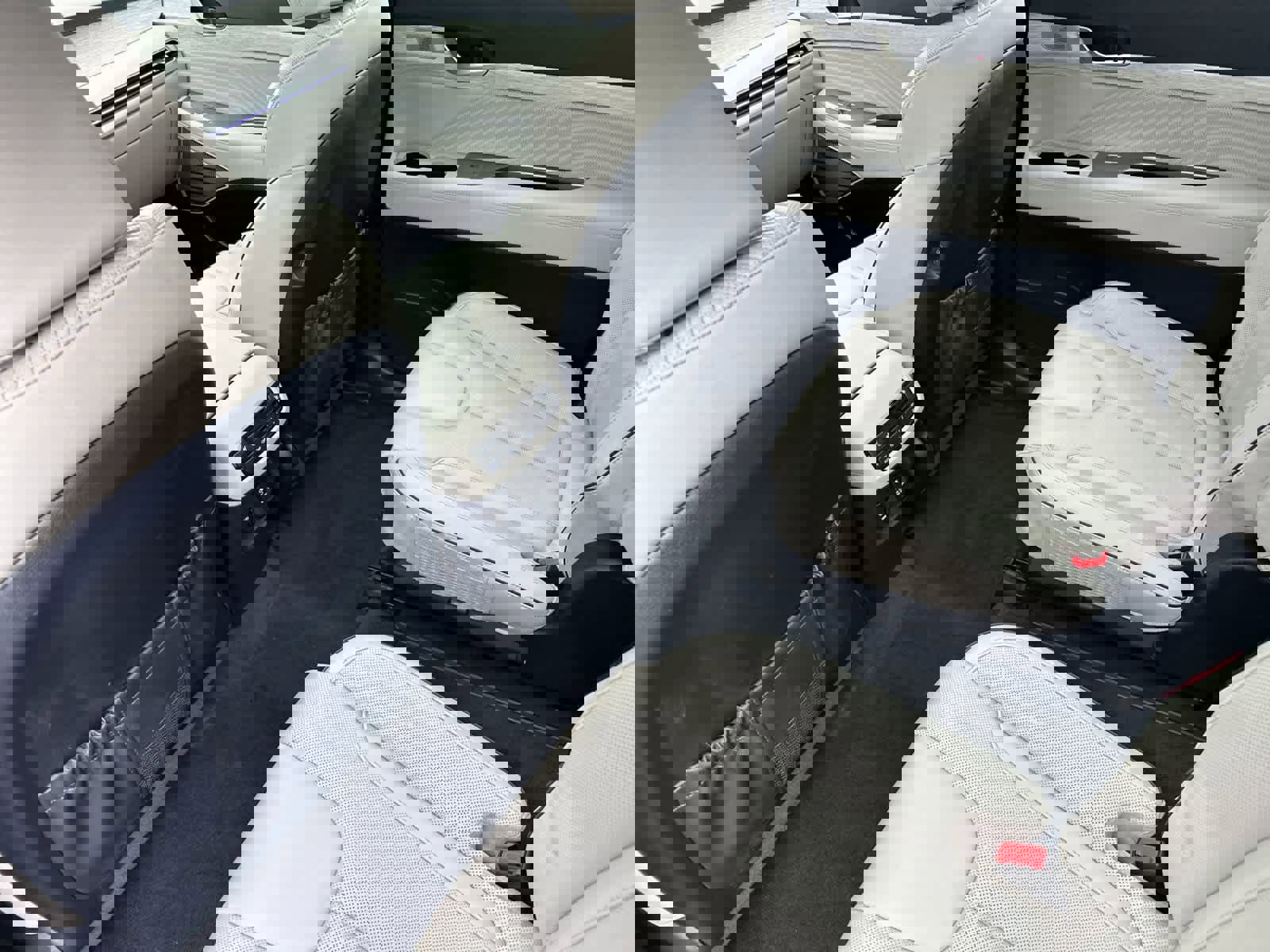 Used 2023 Hyundai Palisade Calligraphy w/ Cargo Package image 4