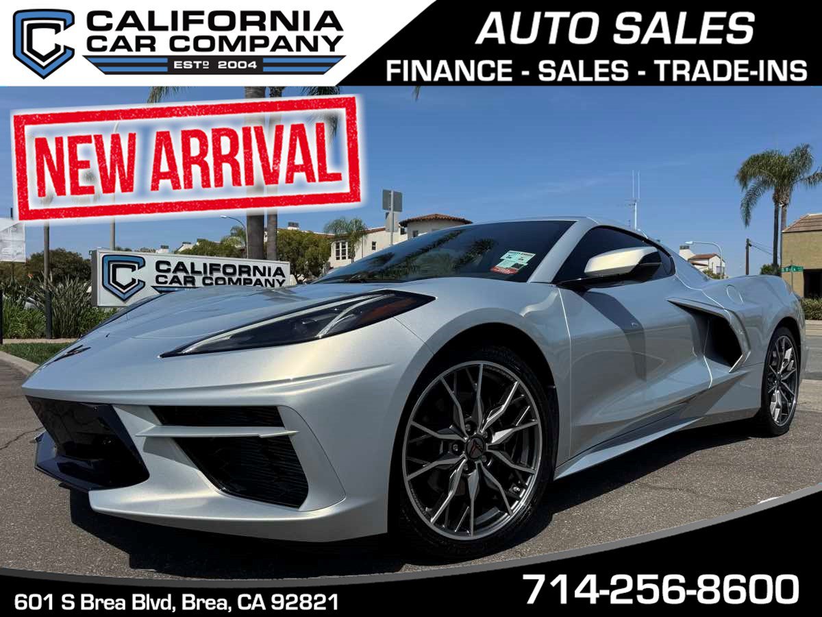 Used 2024 Chevrolet Corvette Stingray Preferred Cpe w/ 2LT