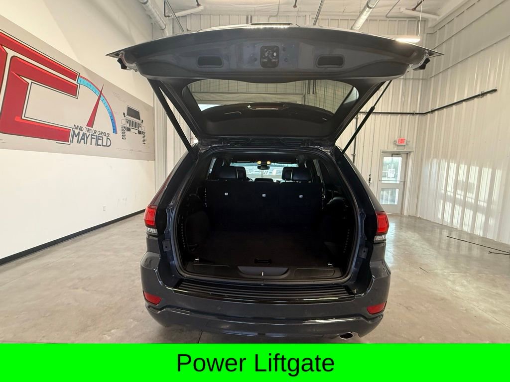 Used 2018 Jeep Grand Cherokee Altitude image 9