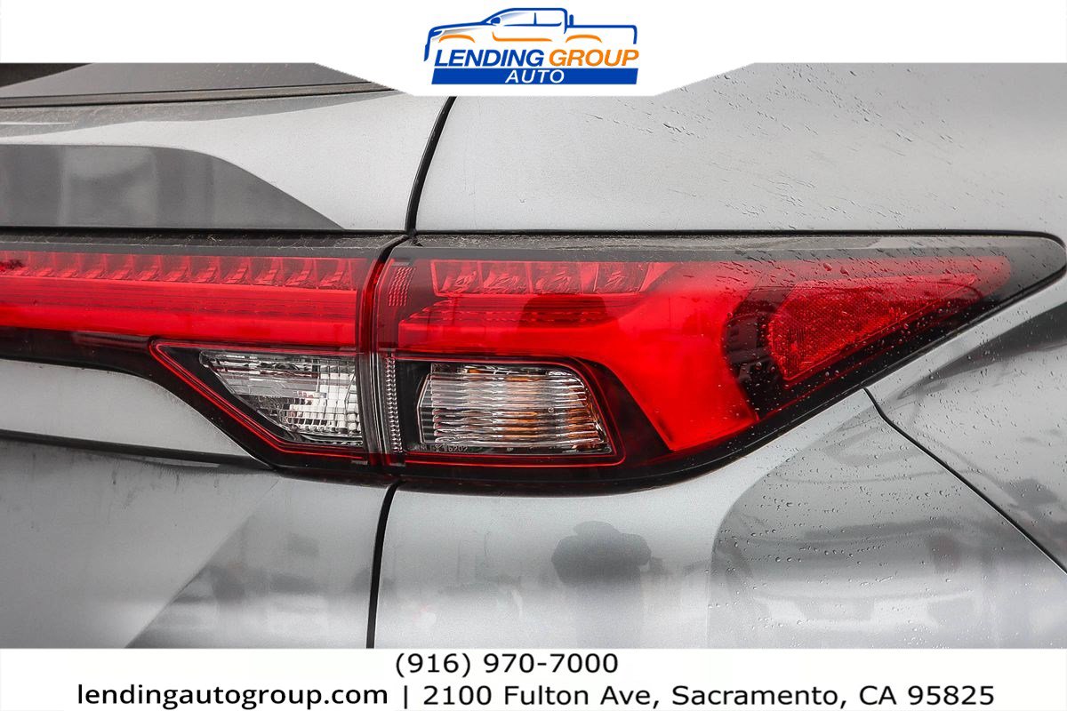Used 2022 Mitsubishi Outlander SEL image 8
