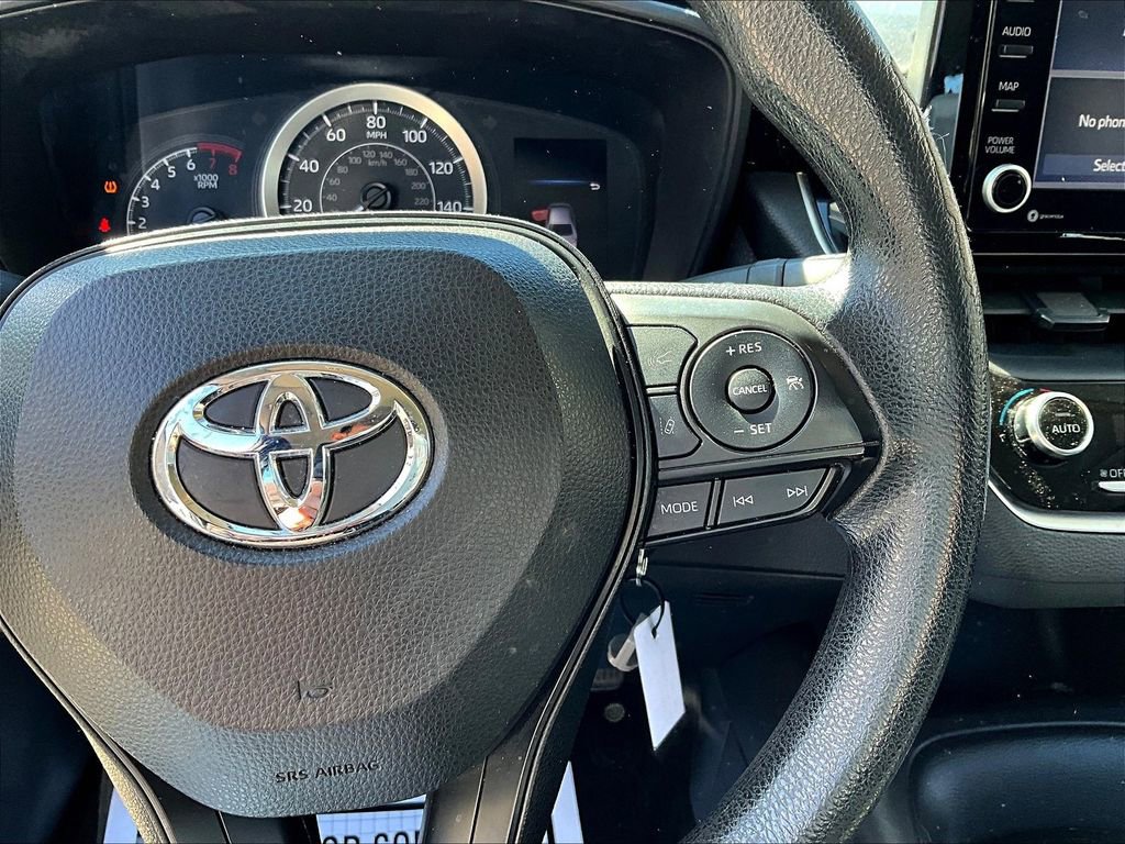 Used 2022 Toyota Corolla LE image 17