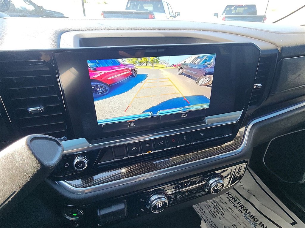 Used 2025 GMC Sierra 1500 Elevation image 17