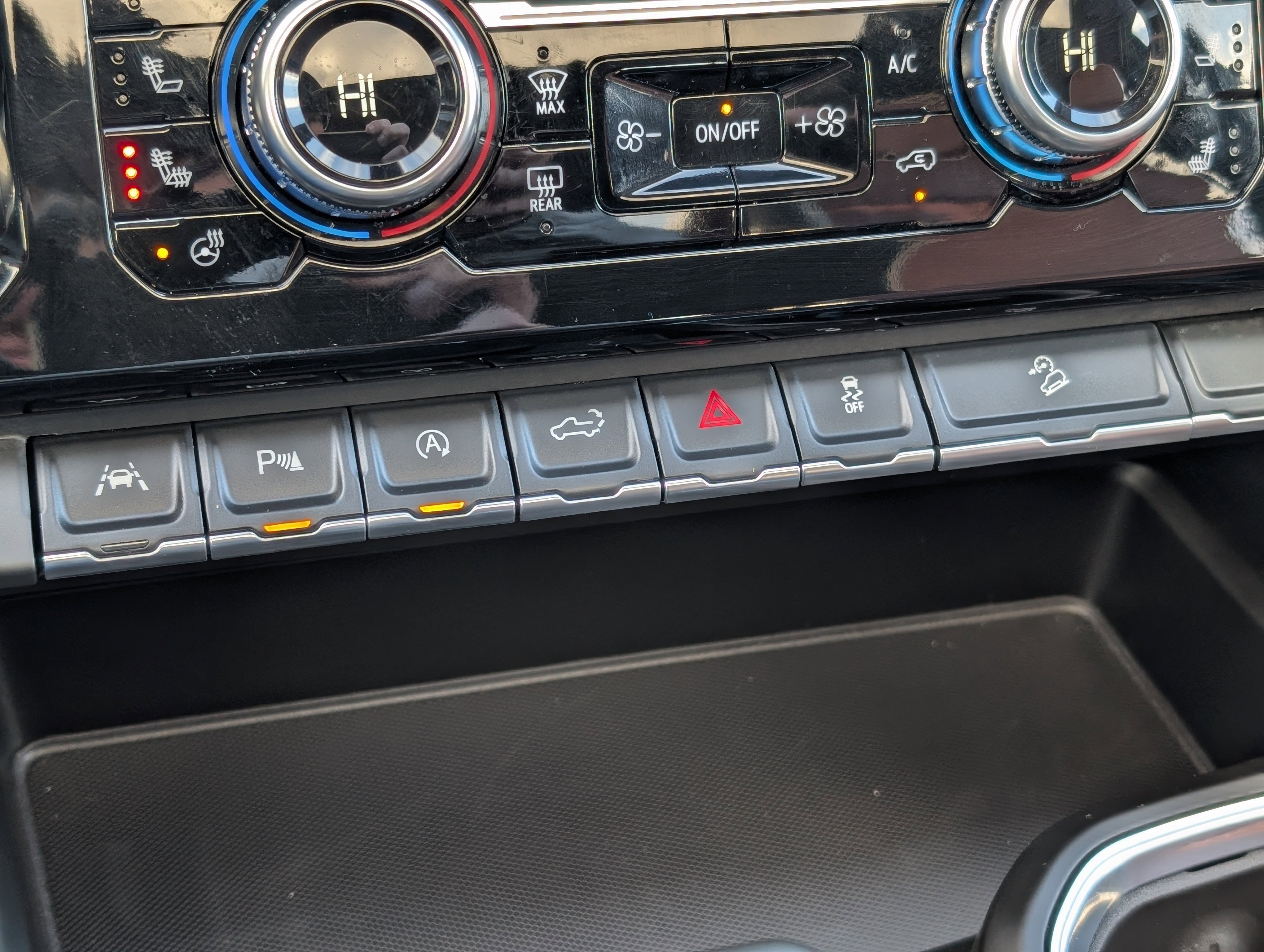 Used 2025 GMC Sierra 1500 Denali Ultimate image 24