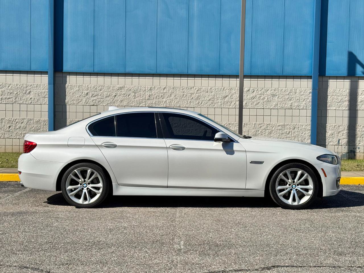 Used 2015 BMW 535i Sedan RWD image 4