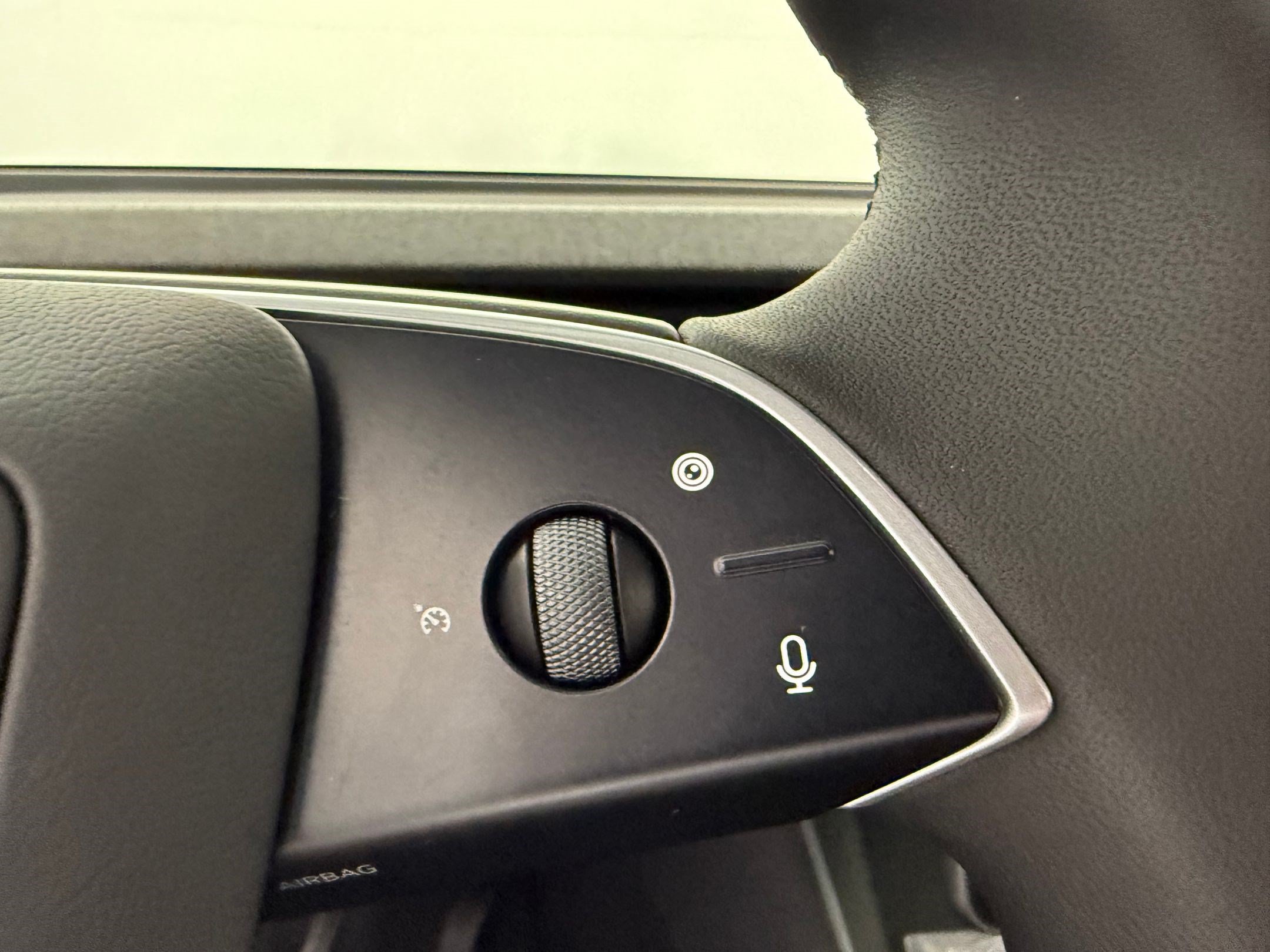 Used 2026 Tesla Model Y 2WD image 18
