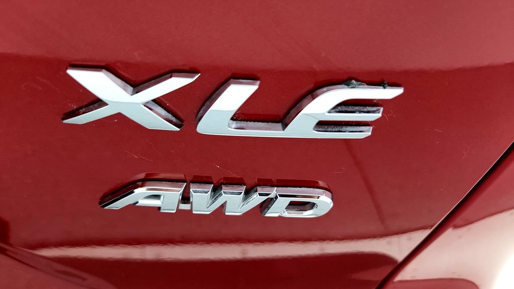 Certified 2023 Toyota Corolla Cross XLE w/ Convenience Package AWD/4WD image 30