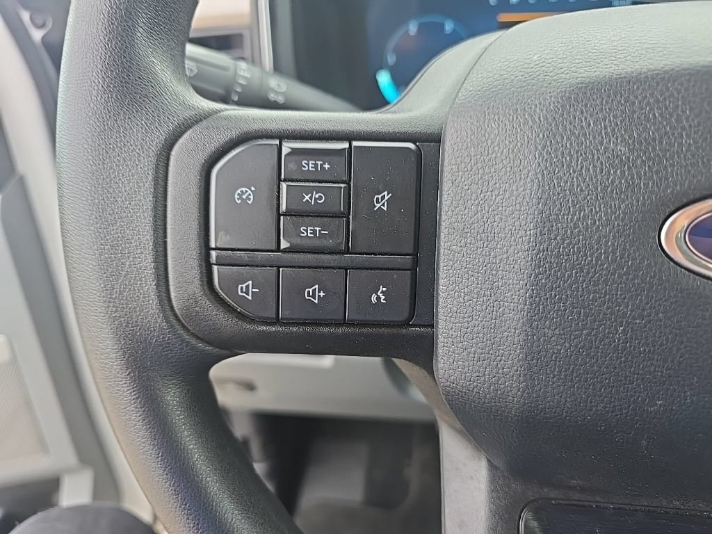 Used 2025 Ford F250 XLT w/ Black Appearance Package AWD/4WD image 17