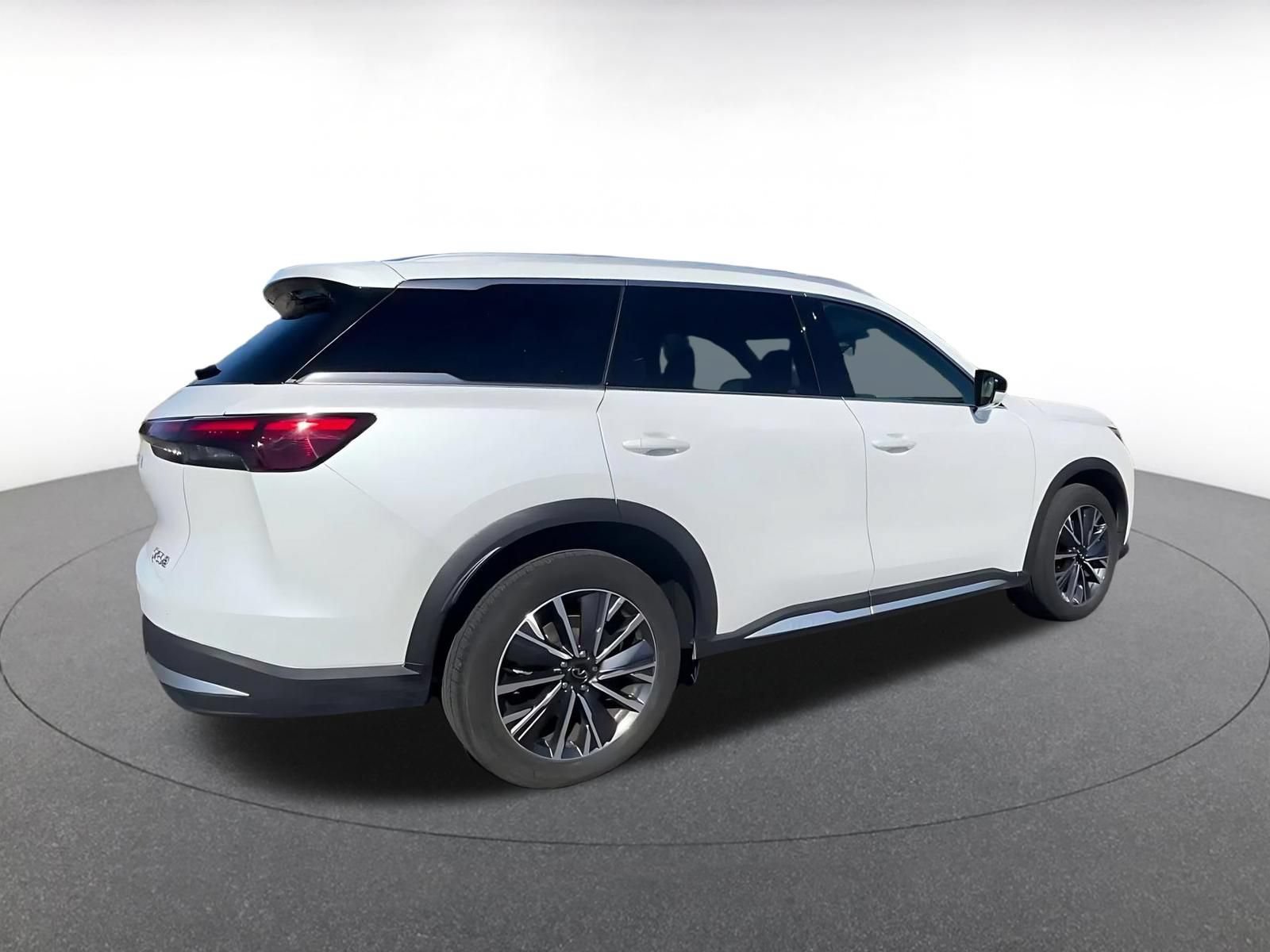 Used 2026 INFINITI QX60 Luxe AWD/4WD image 14