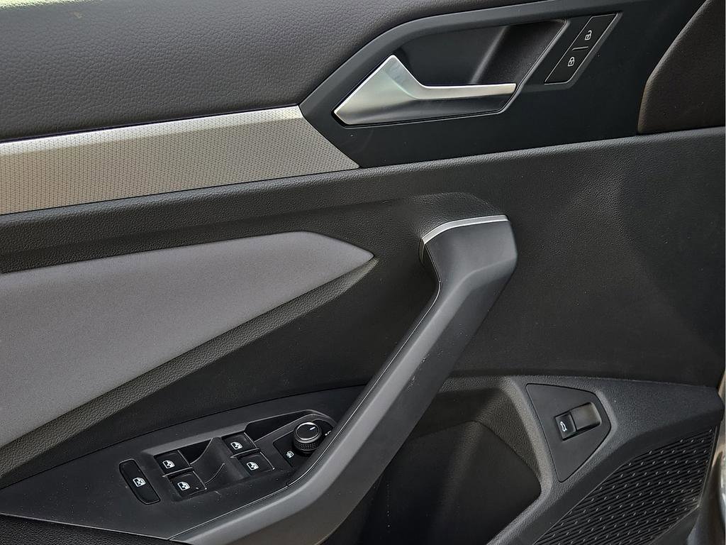 New 2026 Volkswagen Jetta SE image 14