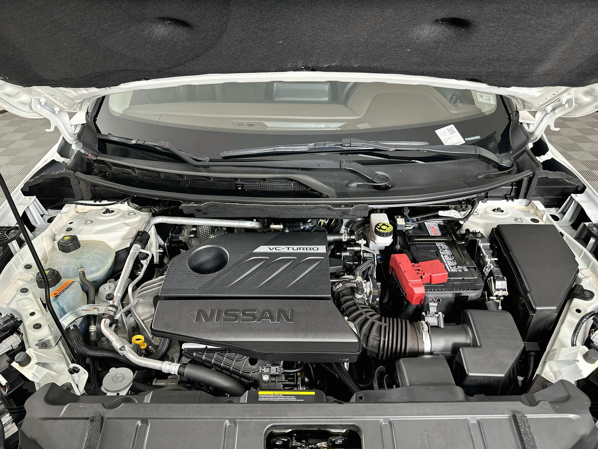 Used 2023 Nissan Rogue SV FWD image 31