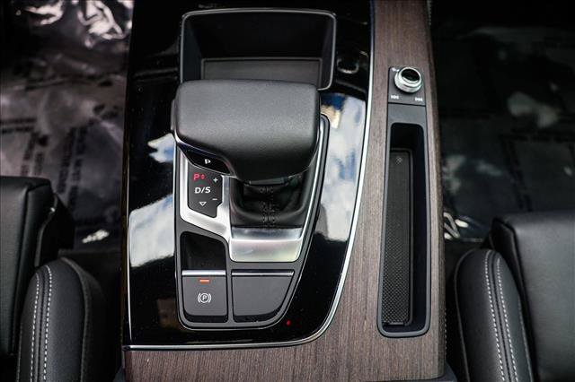 Used 2025 Audi Q5 e Premium Plus AWD/4WD image 21