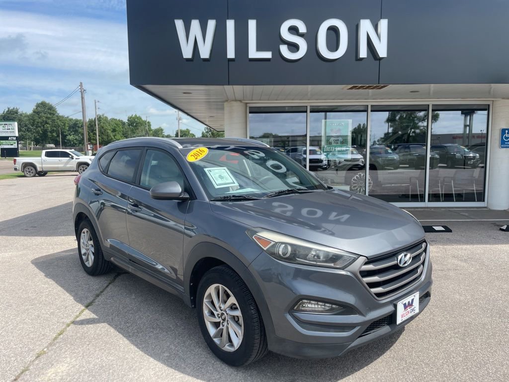 Used 2016 Hyundai Tucson SE w/ Option Group 02