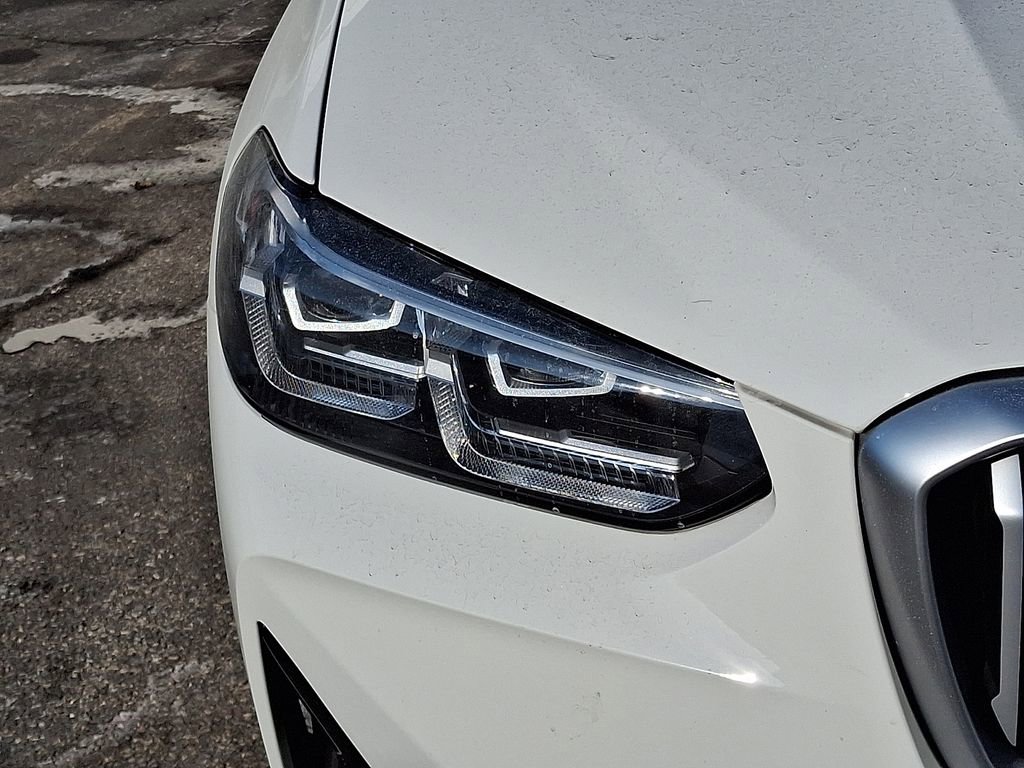 Used 2023 BMW X3 xDrive30i w/ Premium Package image 9