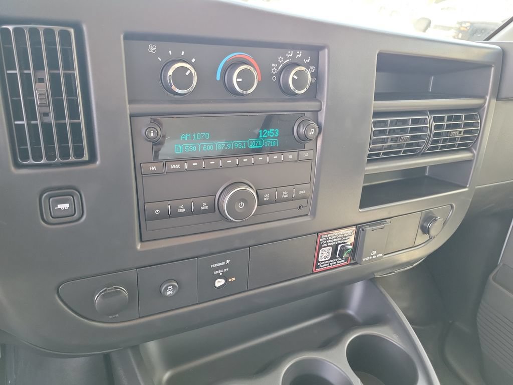 New 2026 Chevrolet Express 3500 w/ Power Convenience Package RWD image 6