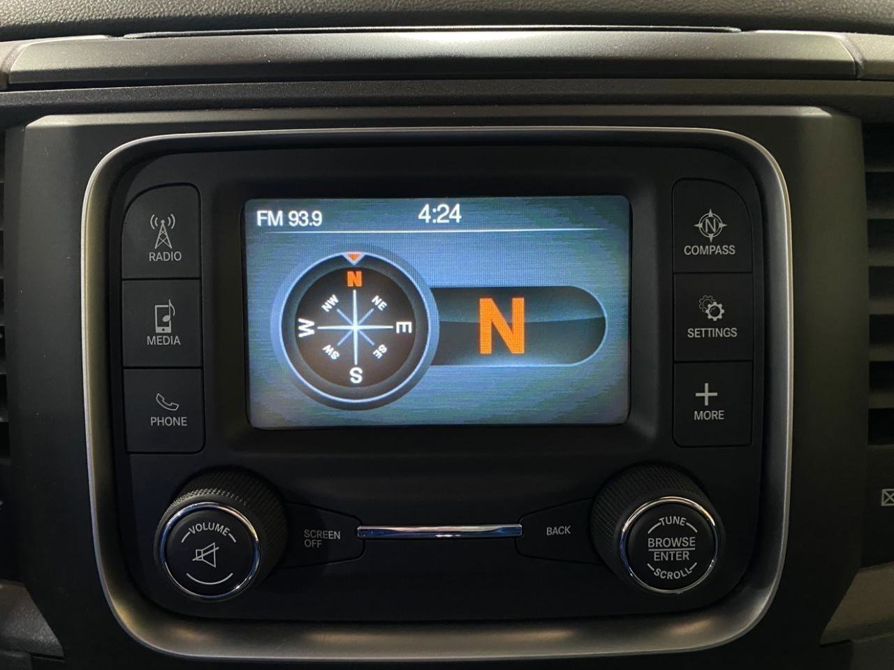 Used 2018 RAM 1500 Express w/ Express Value Package AWD/4WD image 14