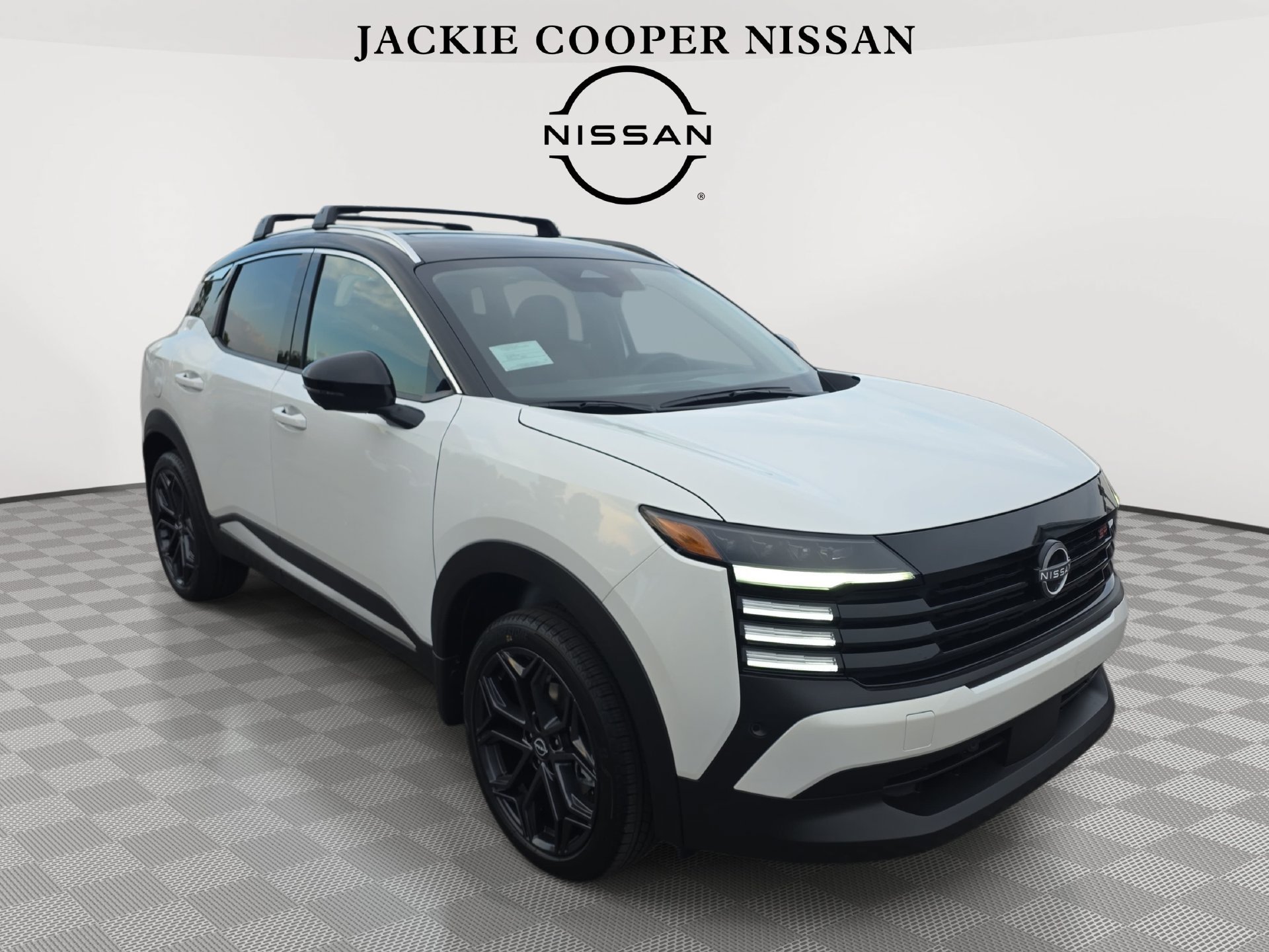 New 2027 Nissan Kicks SR w/ SR Premium Package AWD/4WD image 3
