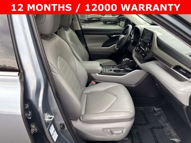 Used 2021 Toyota Highlander XLE image 9