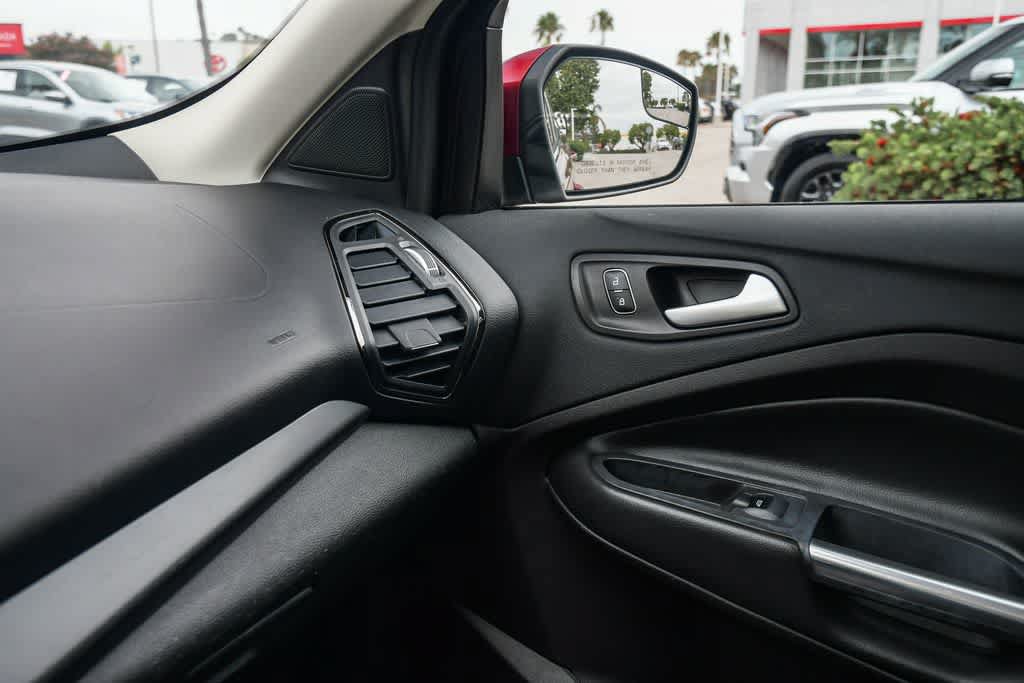 Used 2018 Ford Escape SEL AWD/4WD image 21