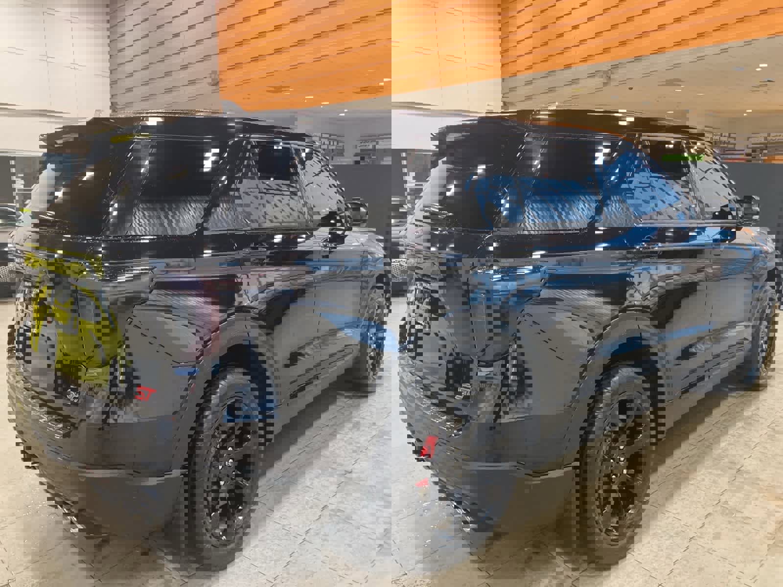 Used 2022 Ford Explorer ST w/ Equipment Group 401A image 5