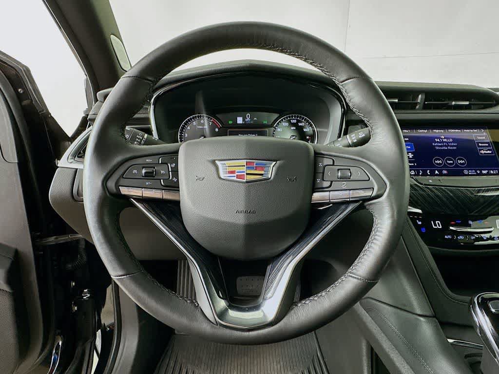 Used 2024 Cadillac XT6 Premium Luxury AWD/4WD image 16