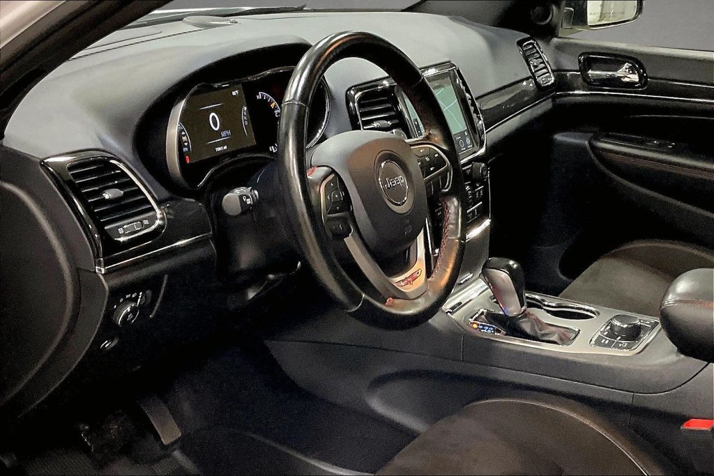 Used 2020 Jeep Grand Cherokee Trailhawk AWD/4WD image 18