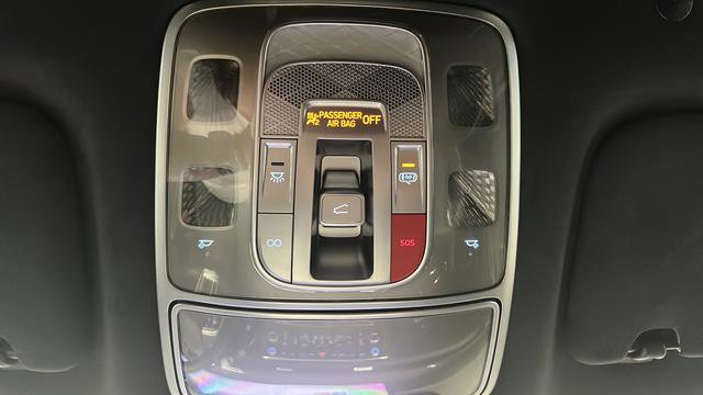 Used 2025 Genesis GV80 3.5T e-SC AWD/4WD image 34